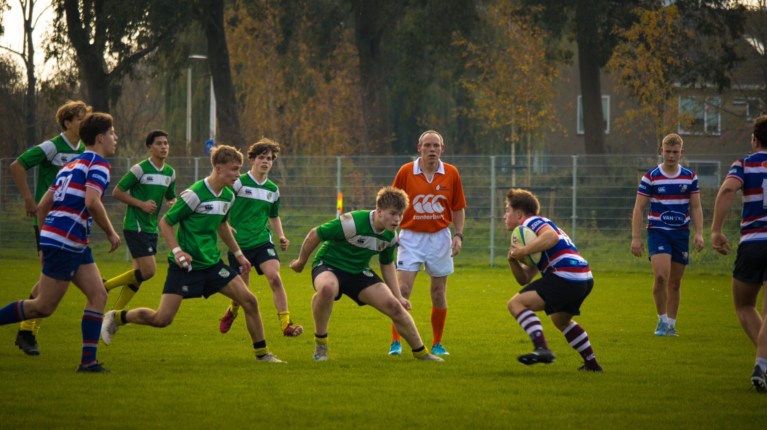 Rugbywedstrijd op het veld